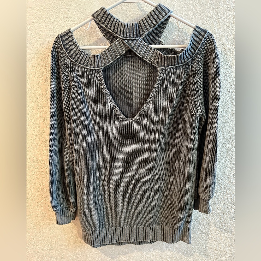 Vici Cutout Sweater - Picture 3 of 5
